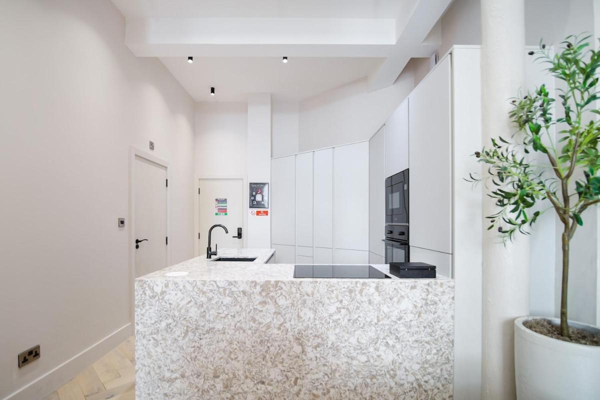 Japandi By The Heim Residences Manchester Esterno foto