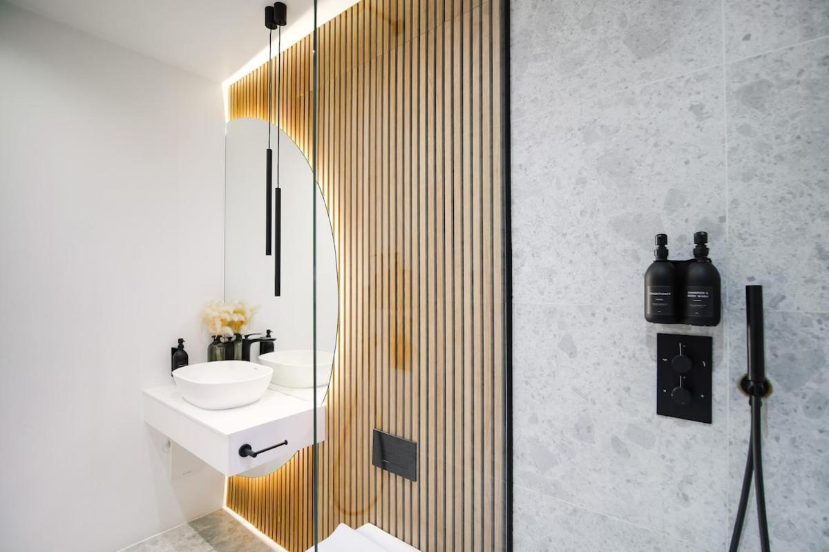 Japandi By The Heim Residences Manchester Esterno foto