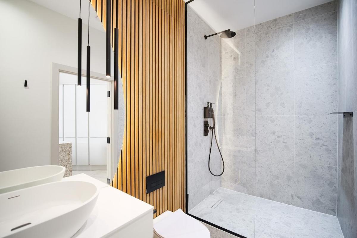 Japandi By The Heim Residences Manchester Esterno foto